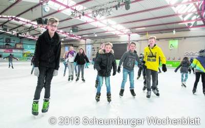 Schlittschuhlaufen auf Stundenplan