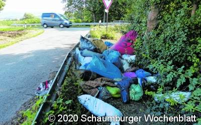 Eine Ladung Müll in der Feldmark