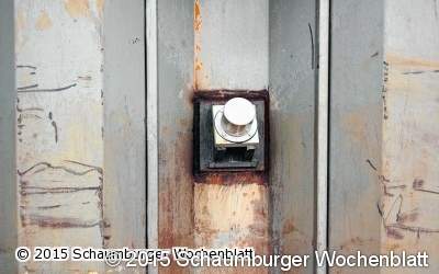 30 Meter lange Anker halten die Spundwand