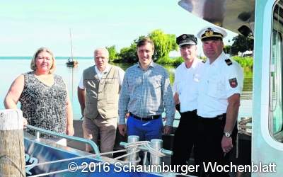﻿Vom Polizeiboot in die Holzklasse