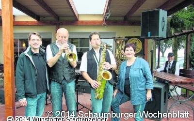 Regen begleitet den Jazz-Frühschoppen 