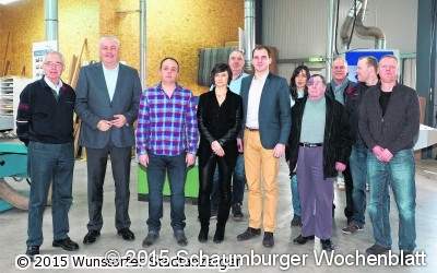 Europaabgeordneter Burkhard Balz besucht modernen zukunftsweisenden Tischlerbetrieb