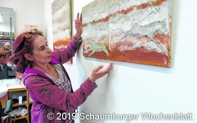 Kunstwerke entstehen aus Erde und Asche