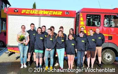 Neue Pullover für die Jugendfeuerwehr