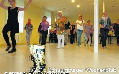 Exotisches Flair im Gemeindehaus