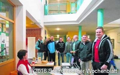 Fußballspieler für Blutspenden