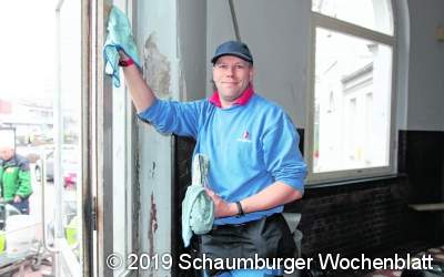 Die Stadthäger putzen den Bahnhof heraus