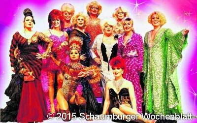 Prächtige Kostüme und eine extra schrille Show