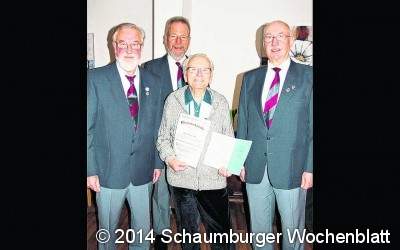 94 Jahre und immer noch bestens bei Stimme