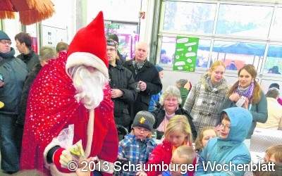 Der Weihnachtsmann kommt nach Enzen