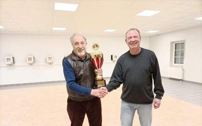 Bauer gewinnt den Pokal
