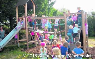 Spielturm sorgt für Freude