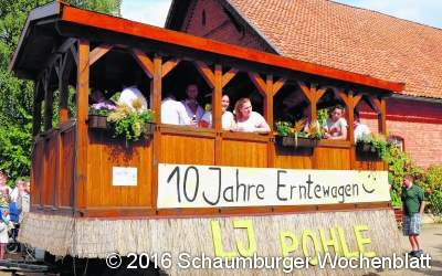 Ein ganzes Dorf im fröhlichen Ausnahmezustand