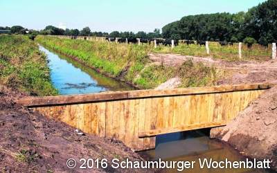 Eichenbohlen für den Hochwasserschutz