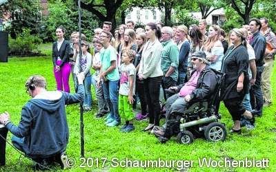 Die Talente stehen vor der Kamera