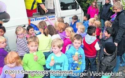 Eintausend Kugeln Eis zum Weltkindertag