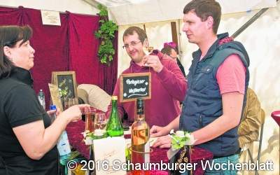 Die Sonne lacht vier Tage über dem Bad Meinberger Weinfest