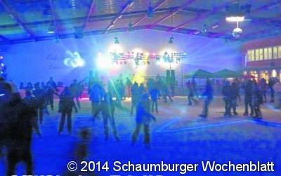Eisverbrennen und Disko am Sonntag