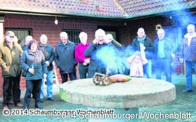 Schützen begrüßen 2014 mit Böllerschuss