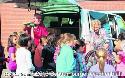 Ein Lieferwagen voller Spielzeug