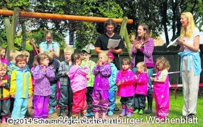 Kleine Abenteurer erobern neues Spielgerät