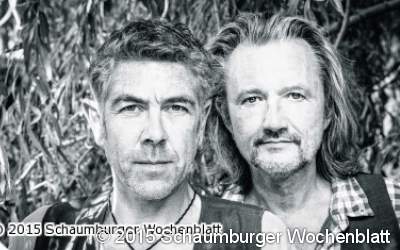Woanders und hier