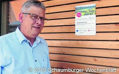 Ein teures Schild und dringend nötige Parkplätze