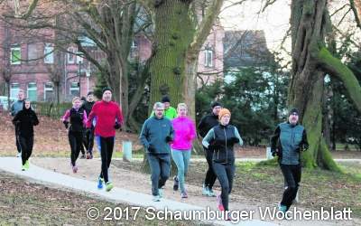 Sportler schnüren auch zum Jahreswechsel die Laufschuhe