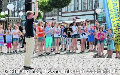 Schüler intonieren ihre Freude