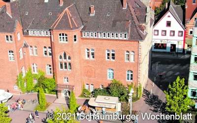 Drei Frauen kämpfen um
das Bürgermeisterinnenamt