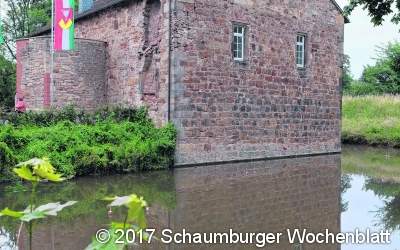 Vorgängerbau des Schlosses wird sichtbar