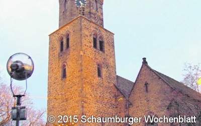 An Krippe und Baum