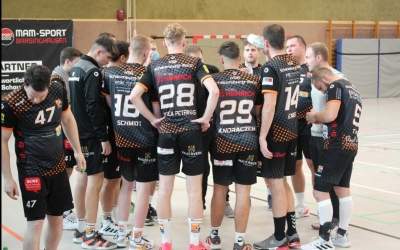Knappe Niederlage beim Spitzenreiter