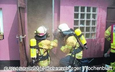 Feuer in Werkstatt-Schuppen