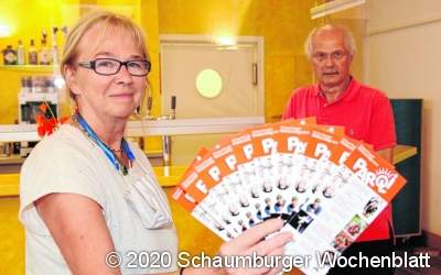 Virtuose Gitarrenmusik und
Kneipengespräch mit Publikum