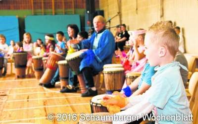 Kunterbuntes Fest der Freude