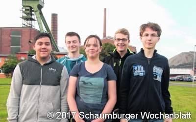 Fünf Azubis aus Schaumburg legen auf Sigmundshall an
