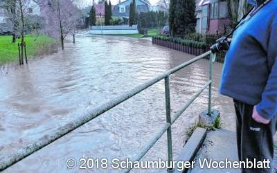 Für Stunden wird der kleine Bach zum großen See
