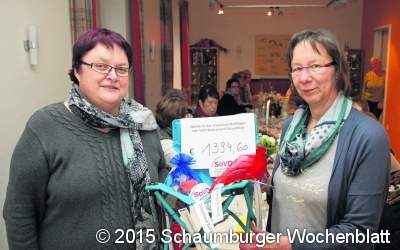 SoVD-Damen sammeln  für das Frauenhaus