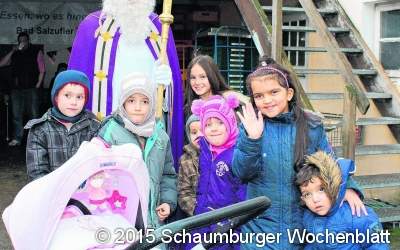 Nikolaus besucht die Tafel
