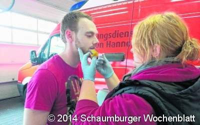 Johanniter bilden sieben Sanitätshelfer aus