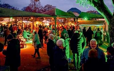 Weihnachtsmarkt Bad Nenndorf: Sternenglanz, Zimtduft und Budenzauber