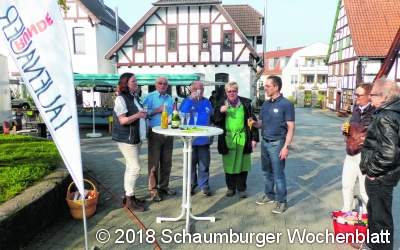 Sekt für Kunden und Händler