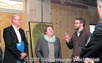 Politik und Polizei pochen auf Präsenz
