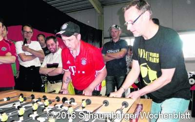 Überlegene Tischkicker-Sieger beim Turnier