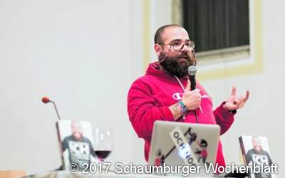 Hass mit sehr viel Humor bekämpfen