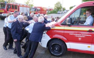 Feuerwehr Rodenberg mit modernem Einsatzleitwagen (ELW) ausgestattet