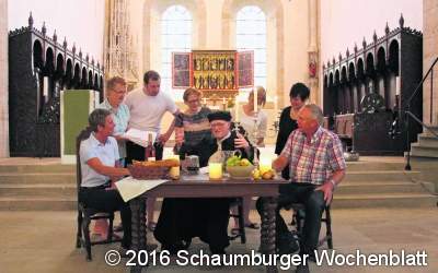 An Luthers Tafel sitzen