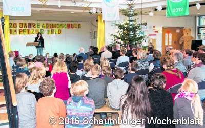 Grundschüler feiern das 20-jährige Jubiläum ihrer 