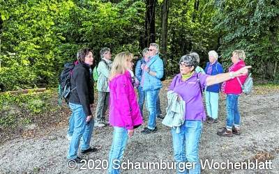 Landfrauen gehen
unter Naturfreunde